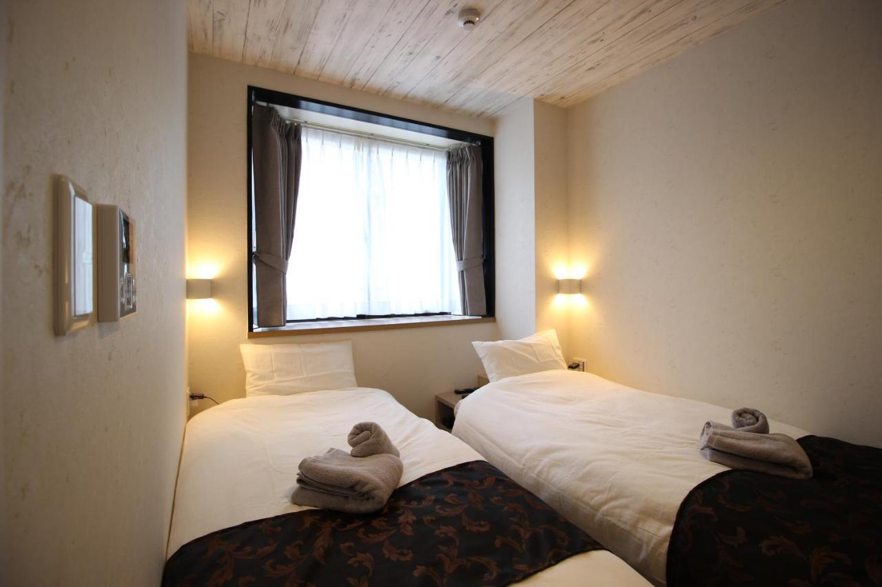 Namba West Saika Apartment Osaka Exterior photo